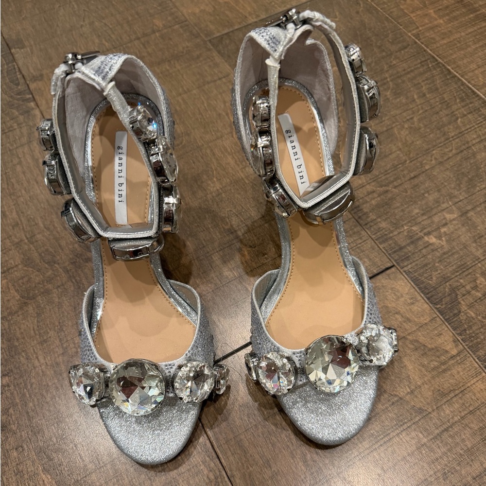 Gianni Bini Rhinestone Sandals  (9)